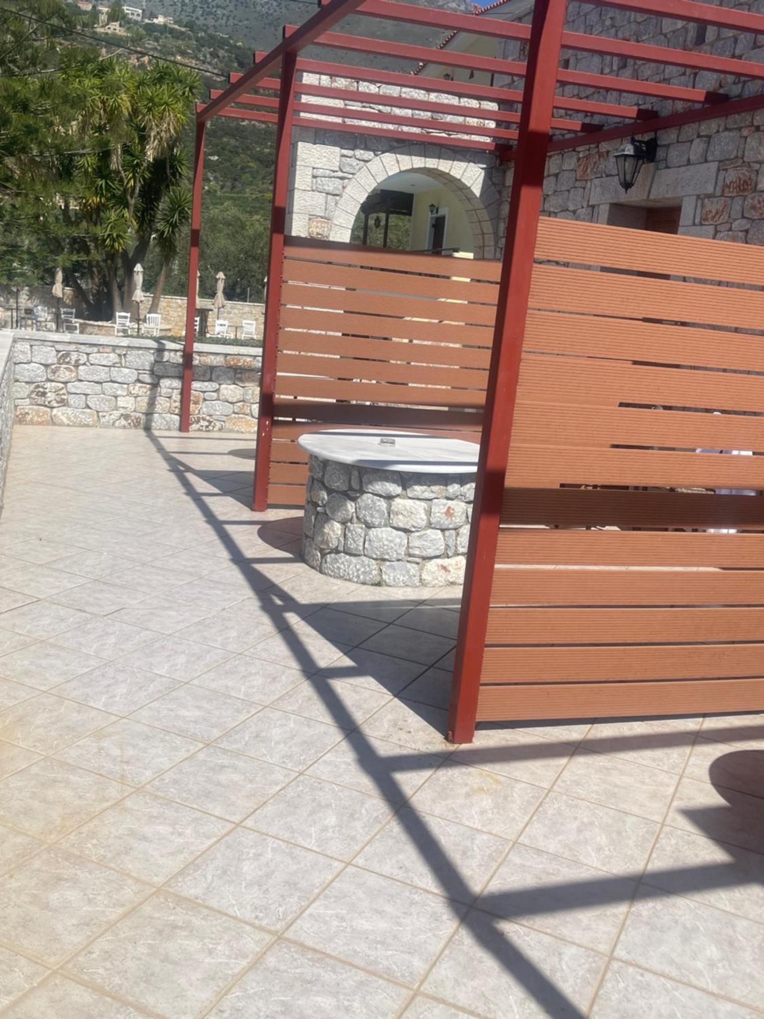Lithos By The Sea Bed & Breakfast Neo Oitilo Exterior photo